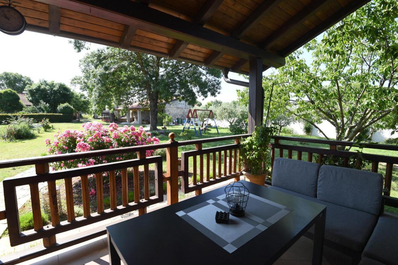 Villa Tinov Dvor Brisevo Exteriör bild